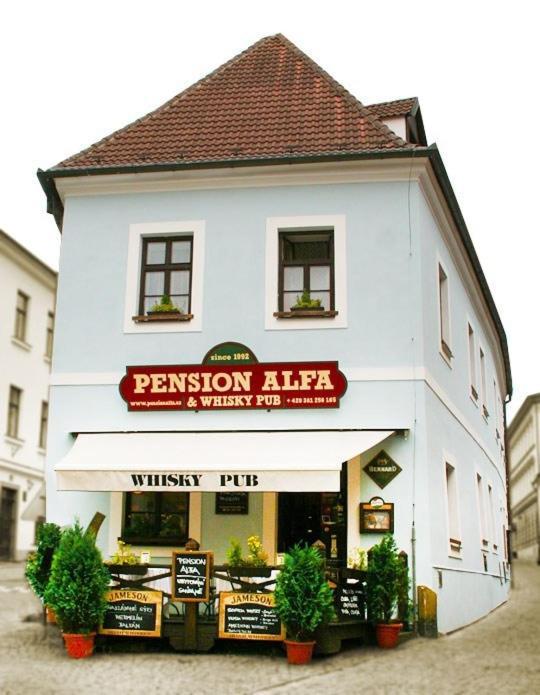 Pension Alfa & Whisky Pub Табор Екстериор снимка