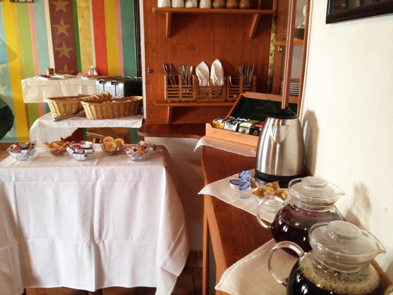 Pension Alfa & Whisky Pub Табор Екстериор снимка